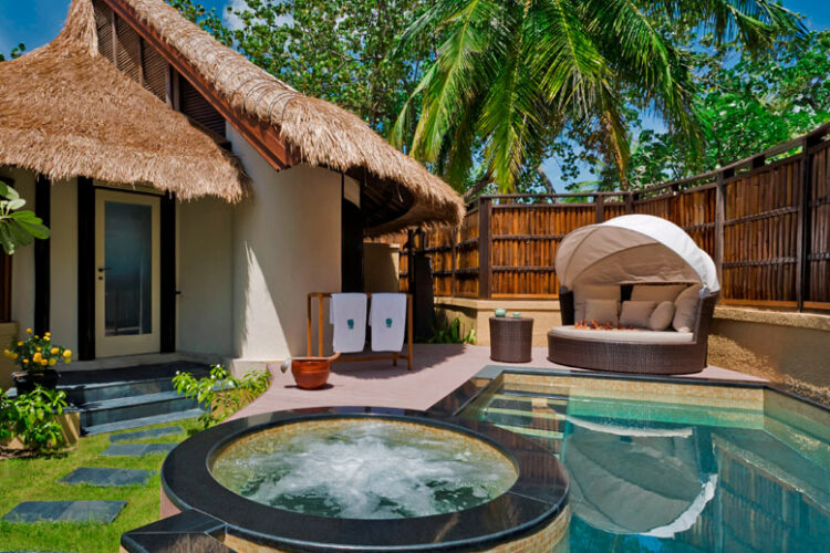 Banyan Tree Vabbinfaru Pool Villa