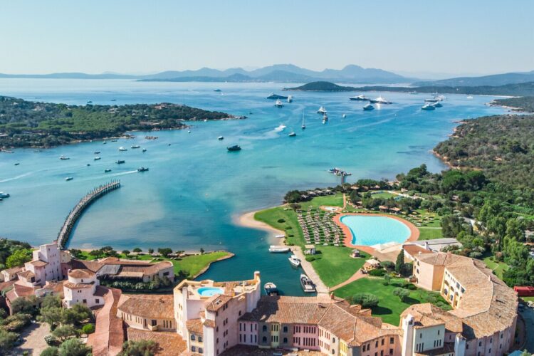 Cala di Volpe a Luxury Collection Hotel Strand