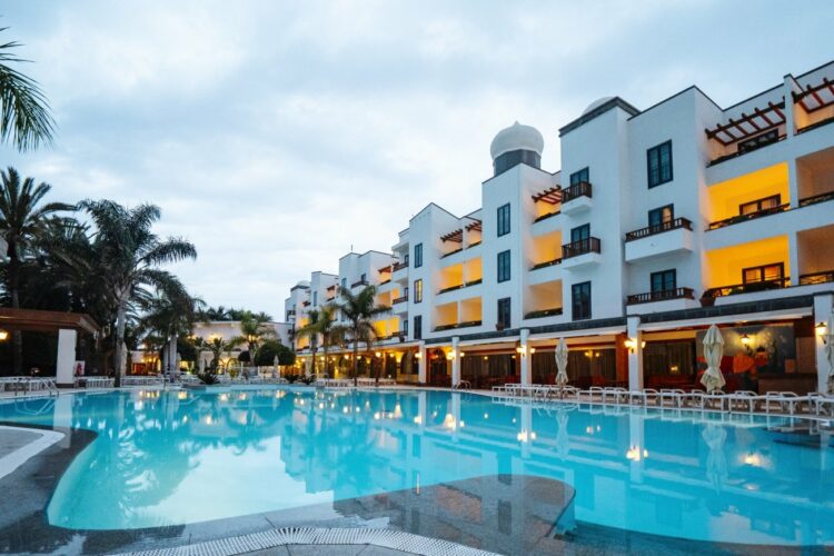 Princesa Yaiza Suite Hotel Resort Pool