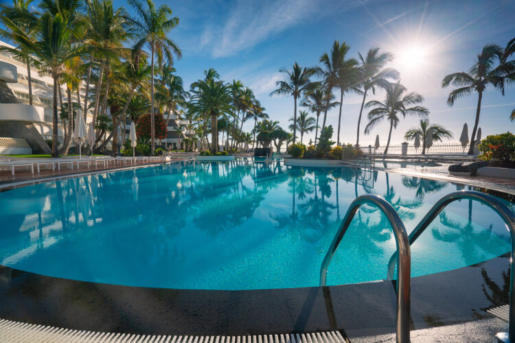 Suite Hotel Fariones Pool