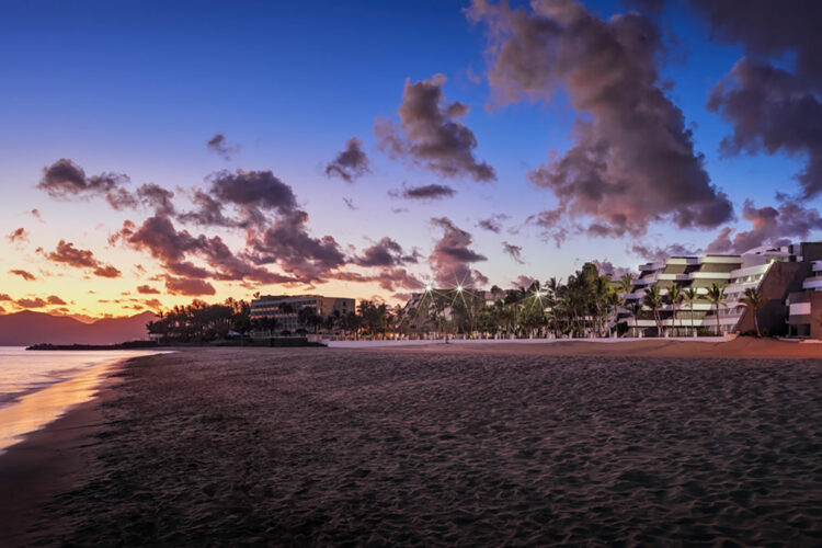 Suite Hotel Fariones Strand