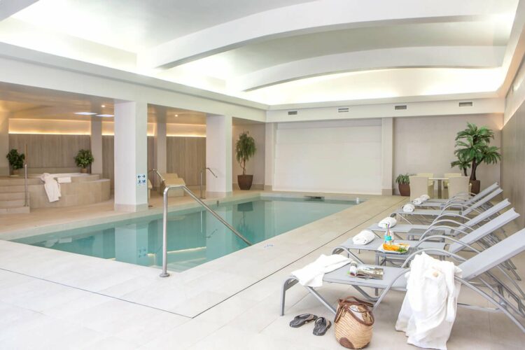 Hotel Sabina Indoor Pool