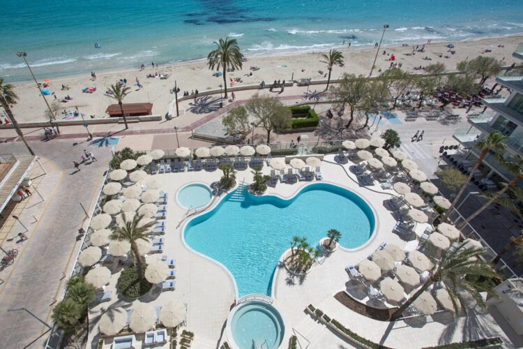 Hotel Sabina Pool und Strand