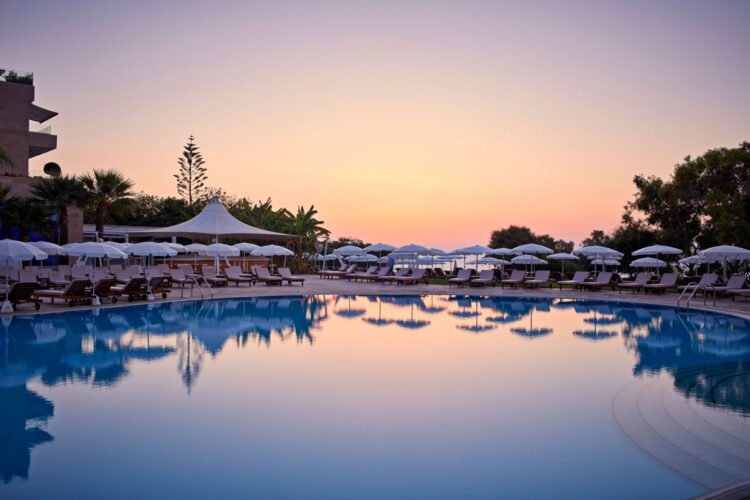 Grecian Park Hotel Pool