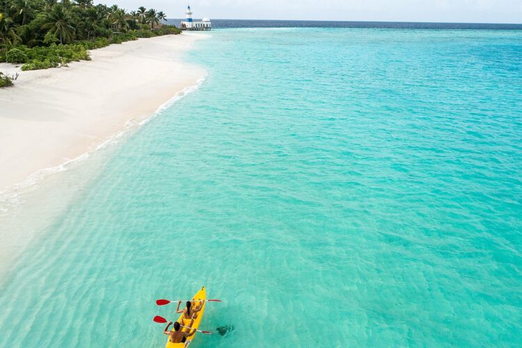 InterContinental Maldives Maamunagau Resort Strand
