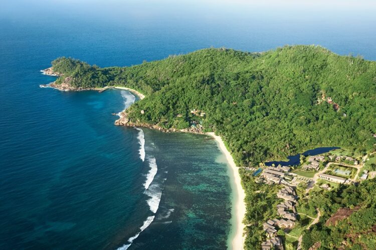 Kempinski Seychelles Resort Strand