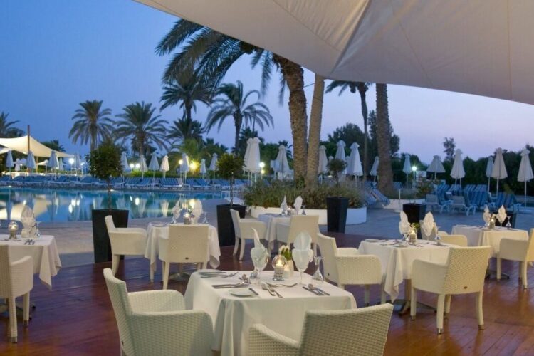 Louis Imperial Beach Hotel Restaurant