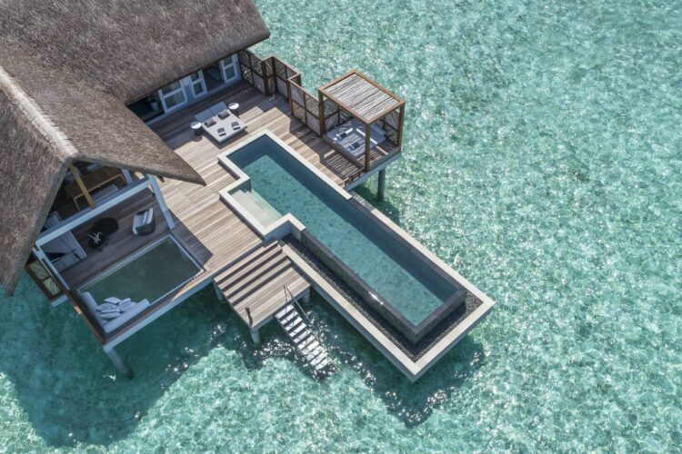 Maldives at Landaa Giraavaru Four Seasons Water Pool Villa