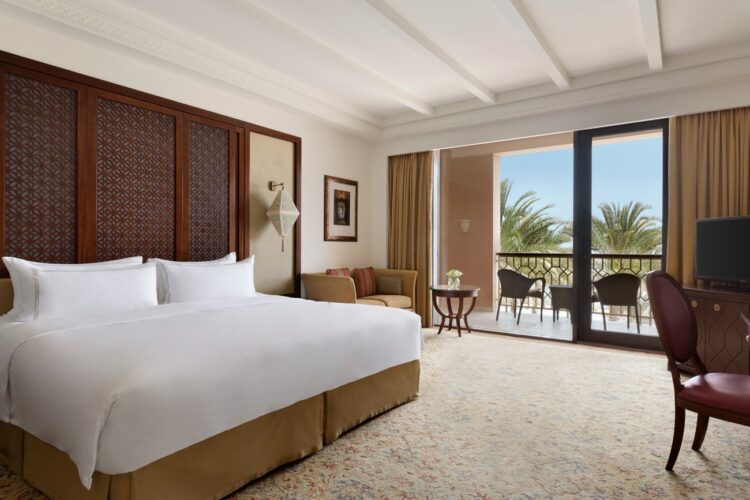 Shangri-La Al Husn Resort Zimmerbeispiel