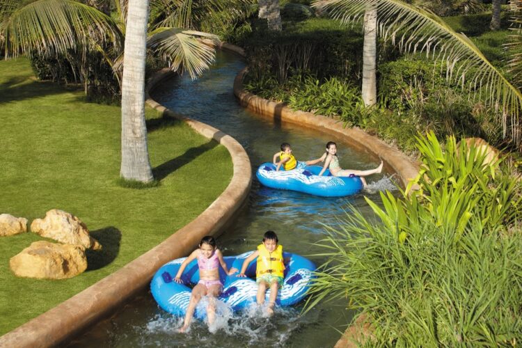 Al Waha Shangri-La Al Jissah Resort Lazy River