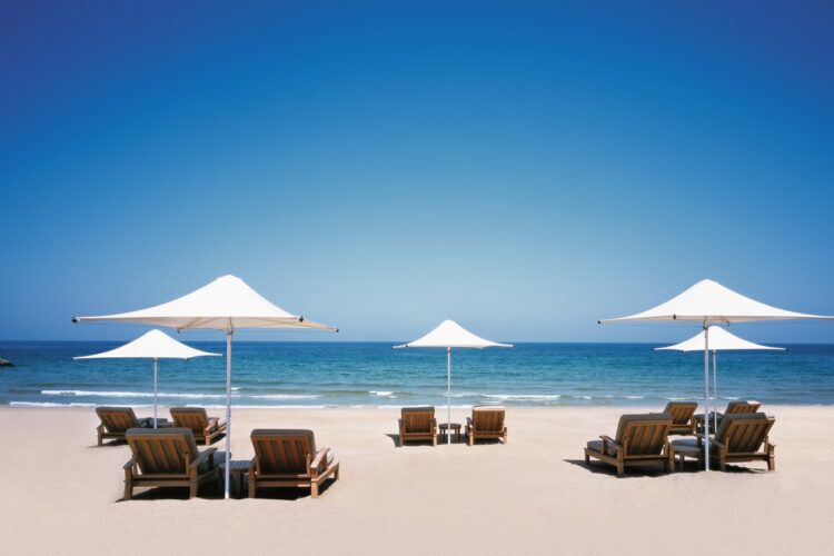 Al Waha Shangri-La Al Jissah Resort Strand