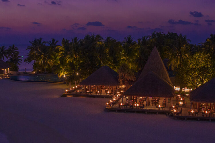 Veligandu Island Resort & Spa Restaurant