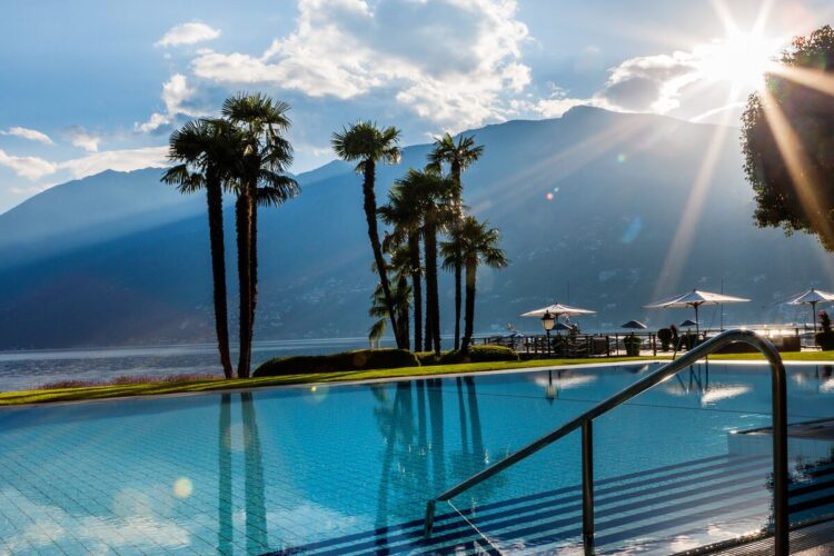 Hotel Eden Roc Pool