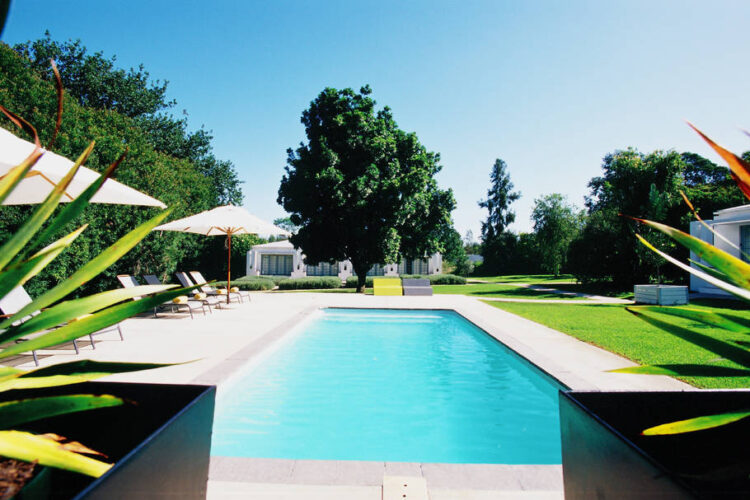 Bloomestate Luxury Retreat Pool