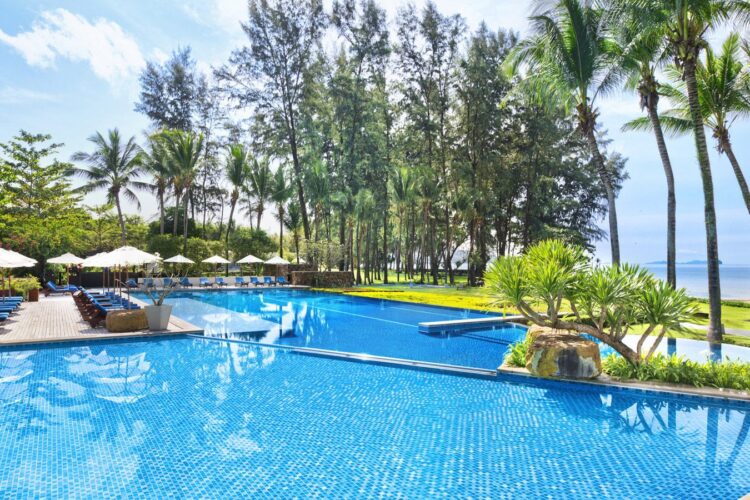 Dusit Thani Krabi Beach Resort Pool