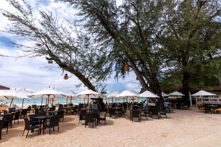 Le Méridien Phuket Beach Resort Restaurant