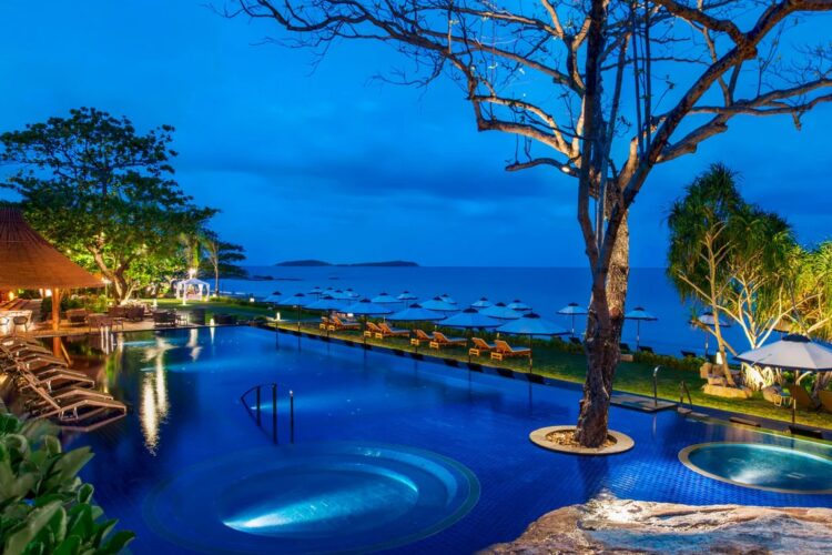 Vana Belle, a Luxury Collection Resort Pool