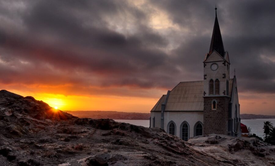Lüderitz mit Travel Lounge entdecken